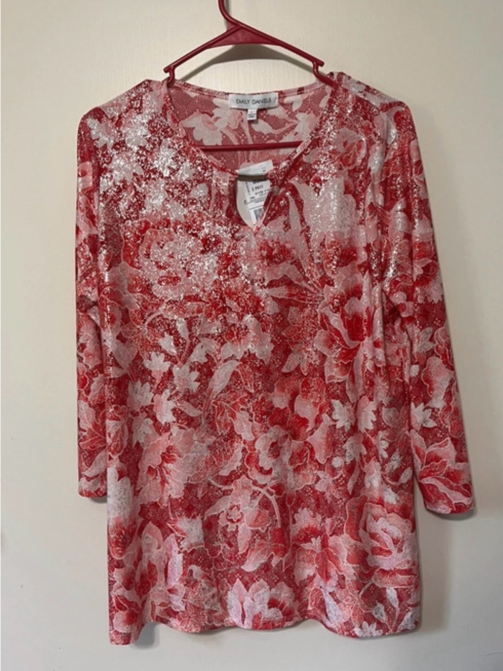 Emily Daniels Red Floral Long-Sleeve Tee